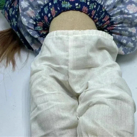 Karin Heller Doll 18” Jointed handcrafted handmade   Cloth tradwife - Picture 5 of 9